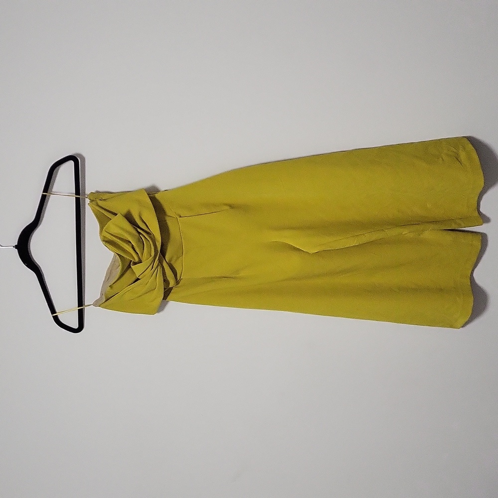 Topshop strapless bow chartrusse romper size 0.